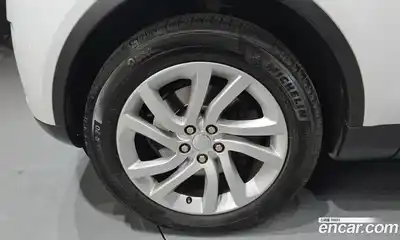 Land Rover Discovery 2017 3.0 Автомат в Москве № 316253, миниатюра 9