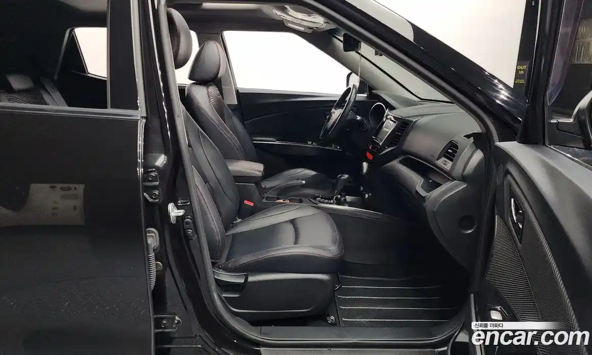 SsangYong TIBOLI 2016 1.6 Автомат в Москве № 31894, фото 3