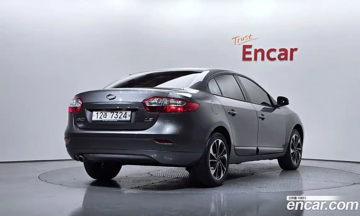 Renault SM3 2016 1.6 Автомат в Москве № 328348, фото 1