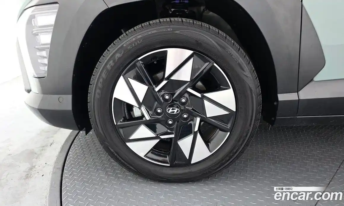 Hyundai Kona 2024 1.6 Автомат в Москве № 330740, фото 5