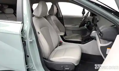 Hyundai Kona 2024 1.6 Автомат в Москве № 330740, миниатюра 10