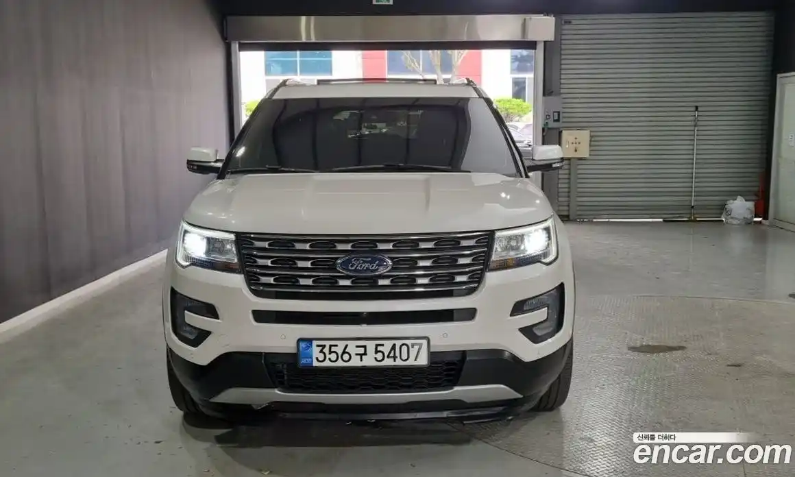 Ford Explorer 2017 2.3 Автомат в Москве № 335328, фото 3