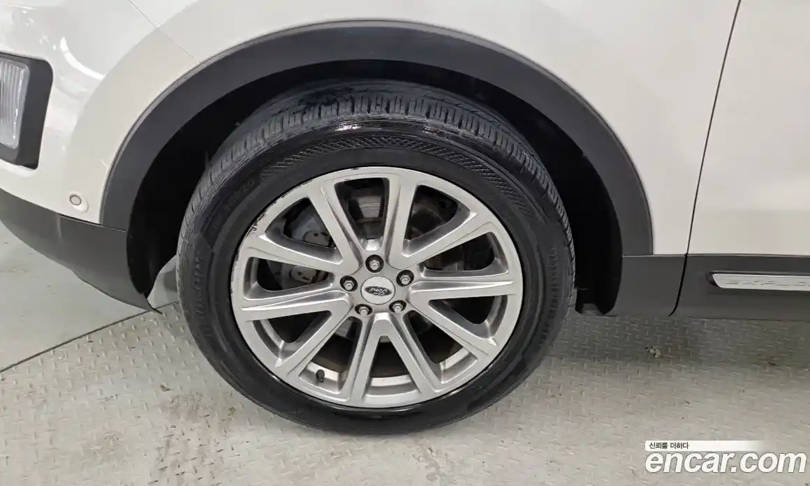 Ford Explorer 2017 2.3 Автомат в Москве № 335328, фото 5