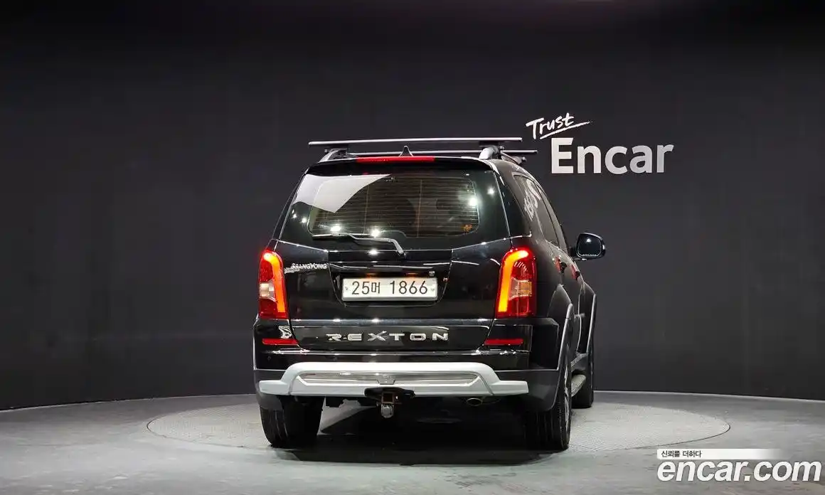 SsangYong Rexton 2014 2.0 Автомат в Москве № 33870, фото 4