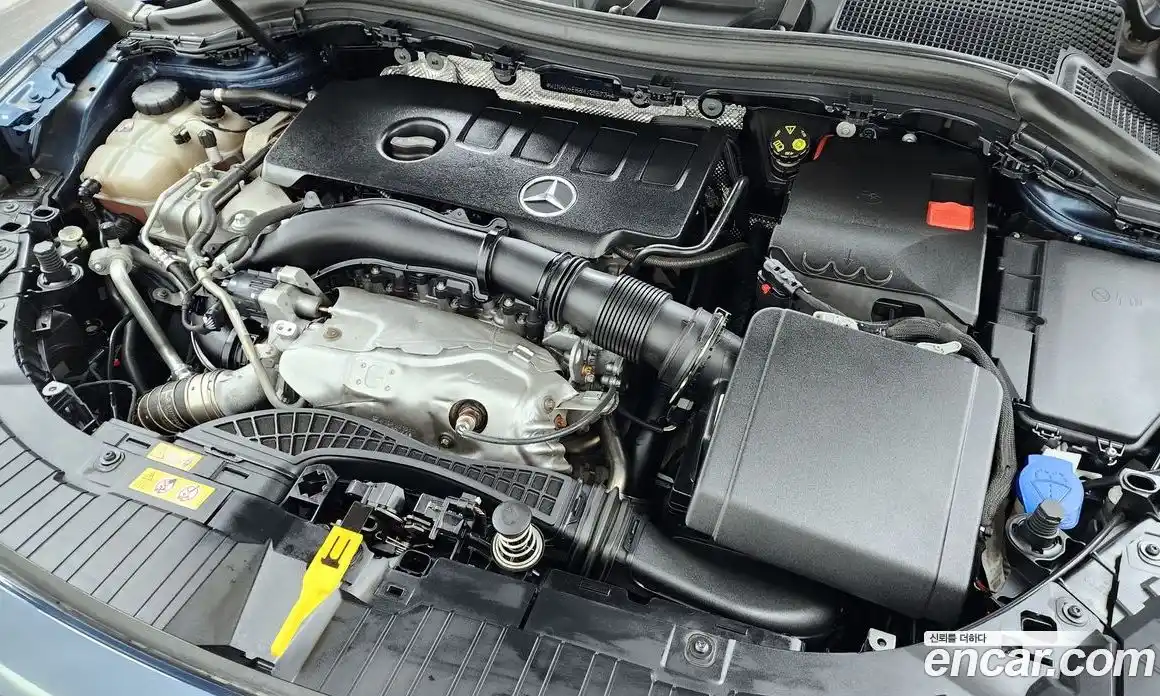 Mercedes-Benz GLA-Class 2021 2.0 Автомат в Москве № 339534, фото 18