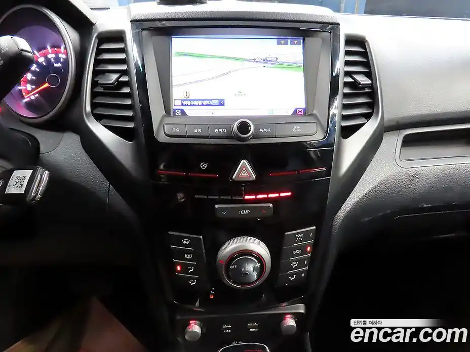 SsangYong TIBOLI 2019 1.6 Автомат в Москве № 34011, фото 12