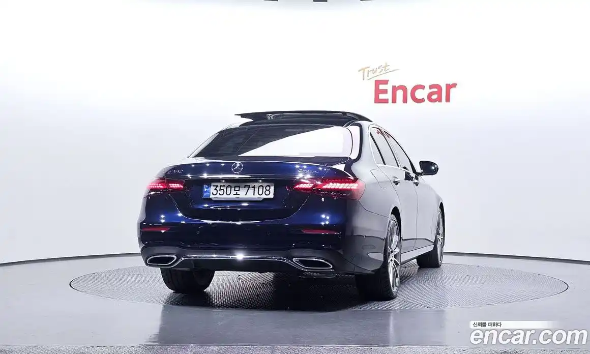 Mercedes-Benz E-Class 2021 2.0 Автомат в Москве № 342798, фото 17