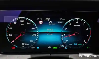 Mercedes-Benz E-Class 2021 2.0 Автомат в Москве № 342798, миниатюра 4