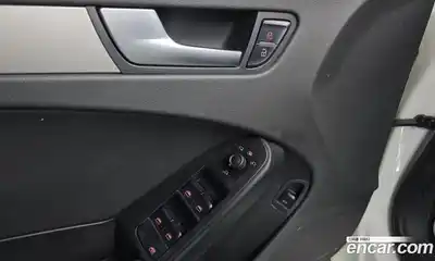 Audi A4 2009 2.0 Автомат в Москве № 343736, миниатюра 5