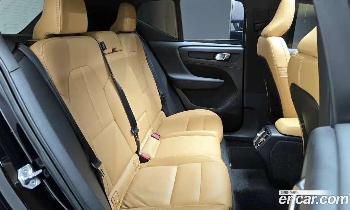 Volvo XC40 2022 2.0 Автомат в Москве № 344086, фото 12