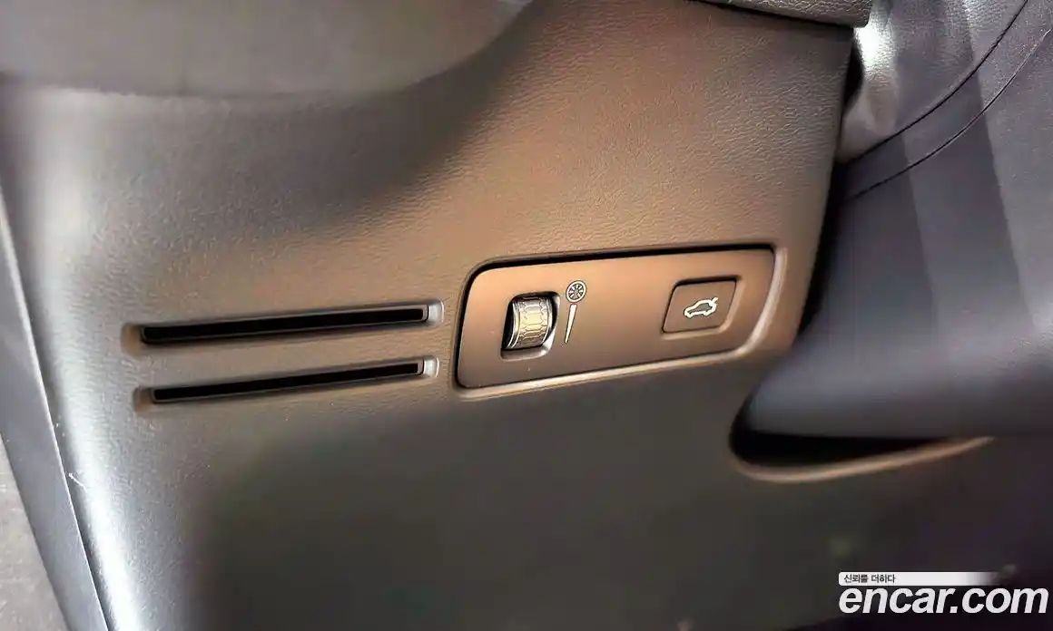 Volvo XC40 2022 2.0 Автомат в Москве № 344086, фото 16