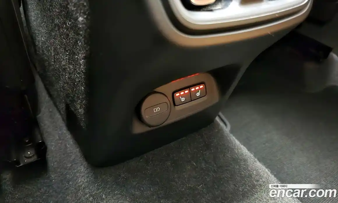 Volvo XC40 2022 2.0 Автомат в Москве № 344086, фото 17