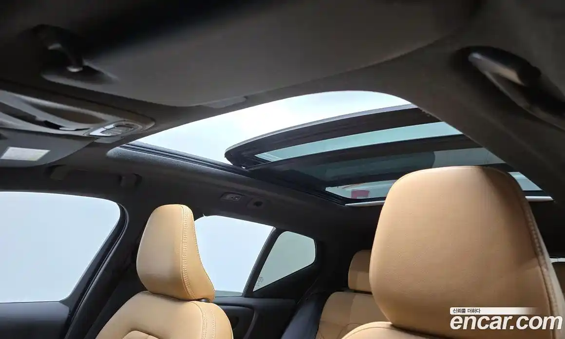 Volvo XC40 2022 2.0 Автомат в Москве № 344086, фото 19