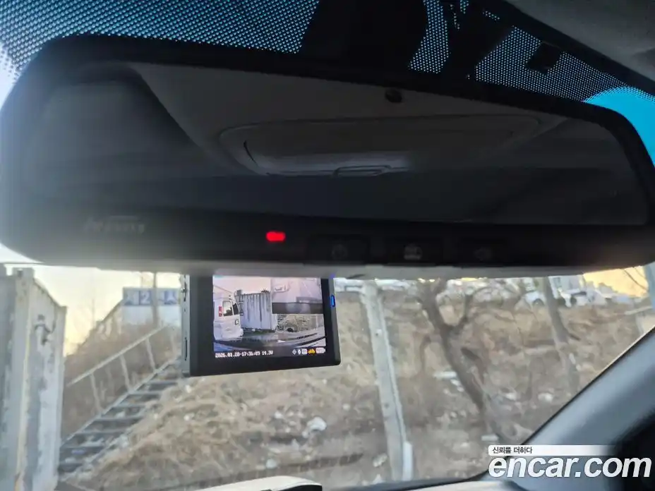 SsangYong Korando 2013 2.0 Механическая в Москве № 35826, фото 13