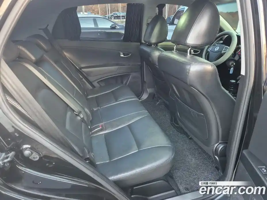 SsangYong Korando 2013 2.0 Механическая в Москве № 35826, фото 16