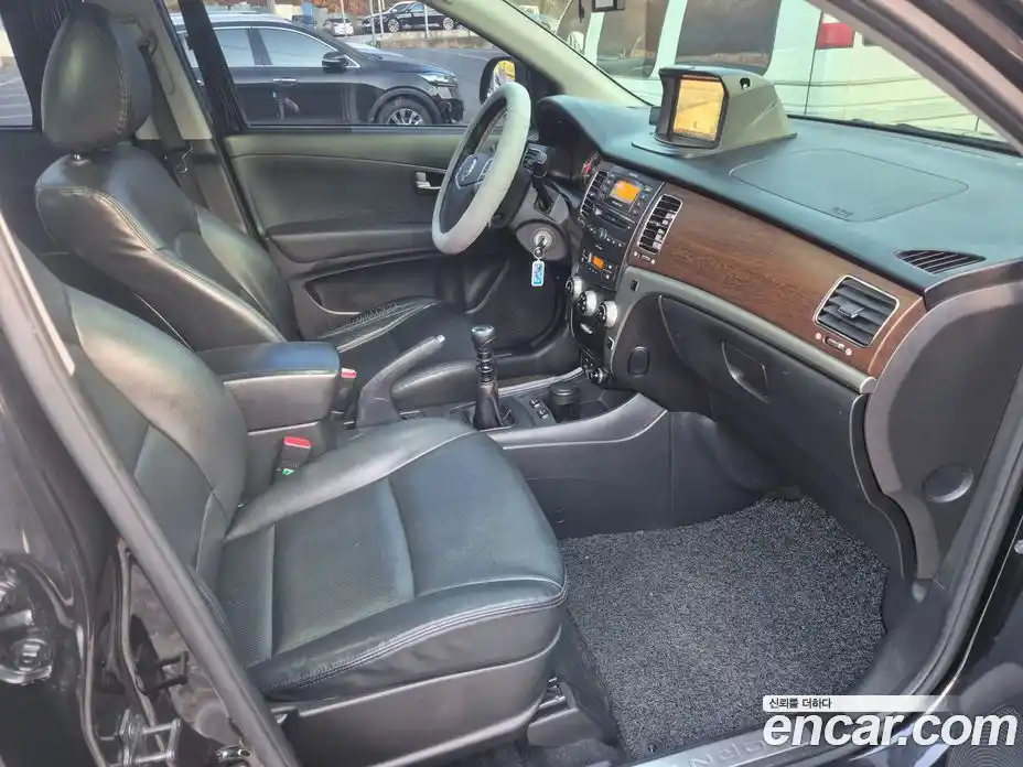 SsangYong Korando 2013 2.0 Механическая в Москве № 35826, фото 17