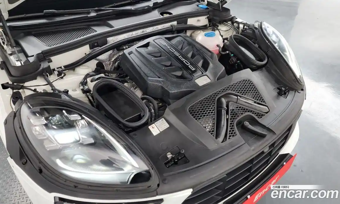 Porsche Macan 2018 3.0 Автомат в Москве № 374225, фото 6