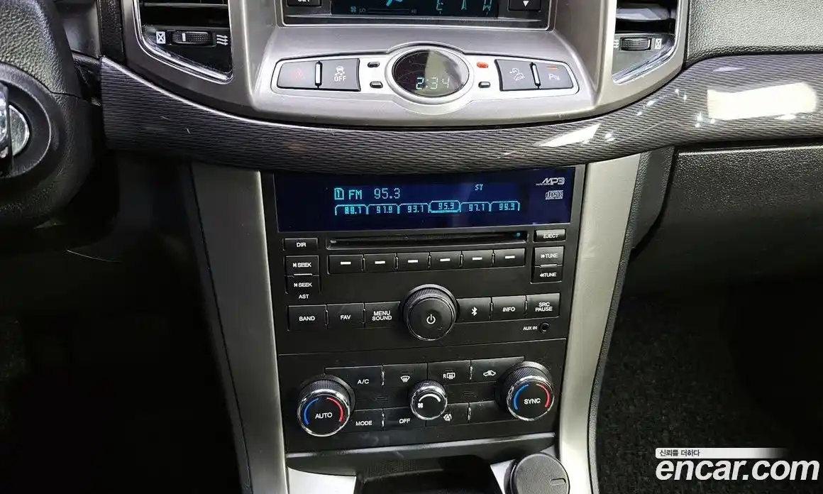 Chevrolet Captiva 2014 2.0 Автомат в Москве № 37477, фото 16