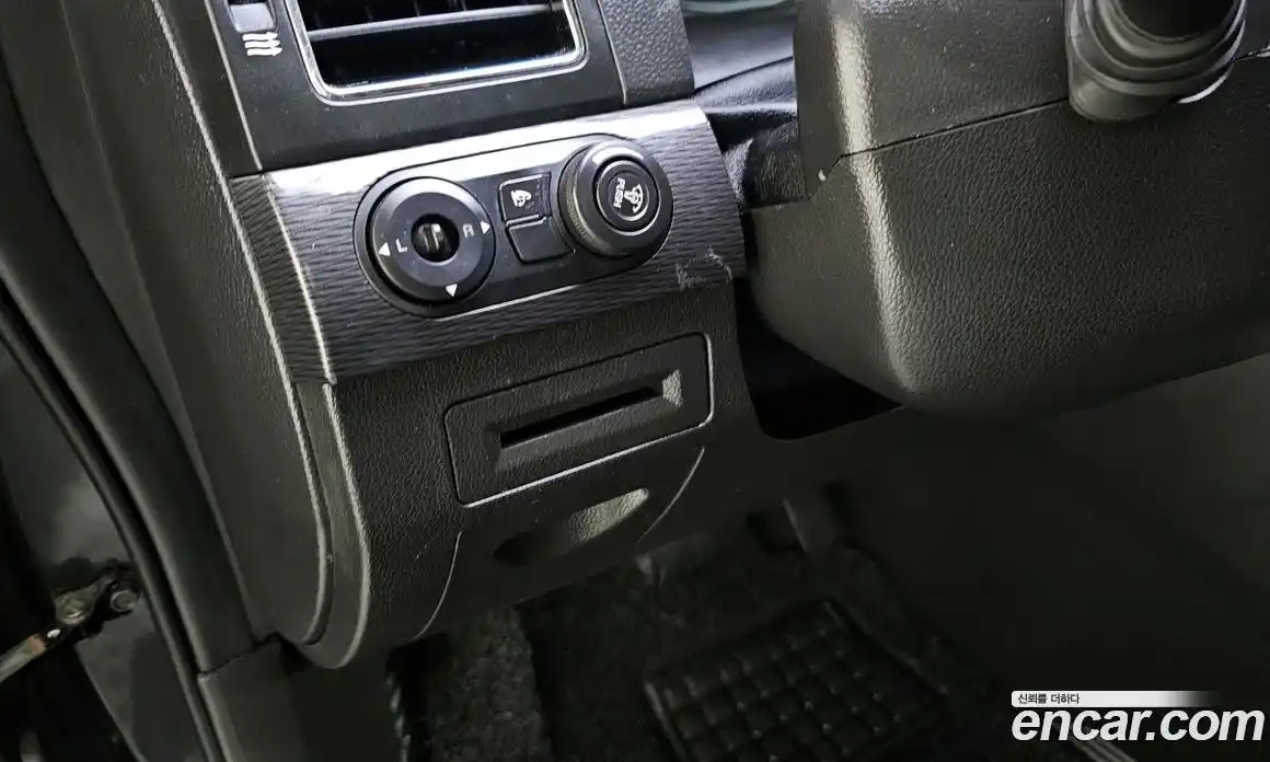 Chevrolet Captiva 2014 2.0 Автомат в Москве № 37477, фото 19