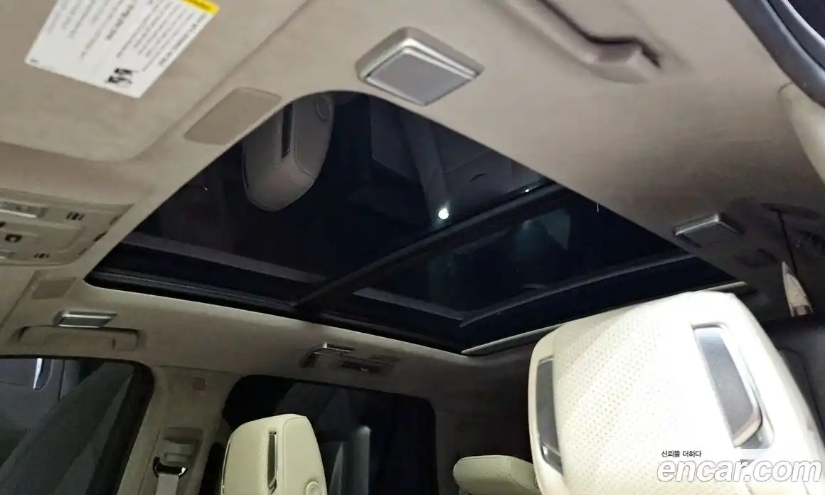 Cadillac Escalade 2023 6.2 Автомат в Москве № 387042, фото 19