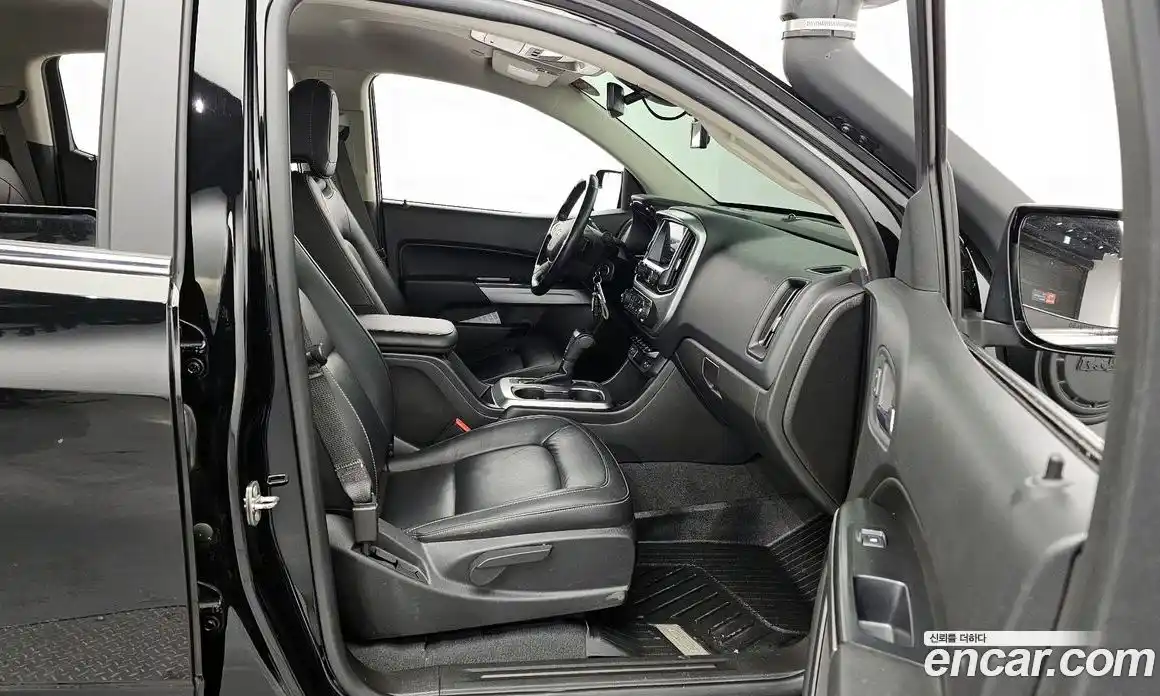 Chevrolet Colorado 2021 3.6 Автомат в Москве № 39052, фото 14