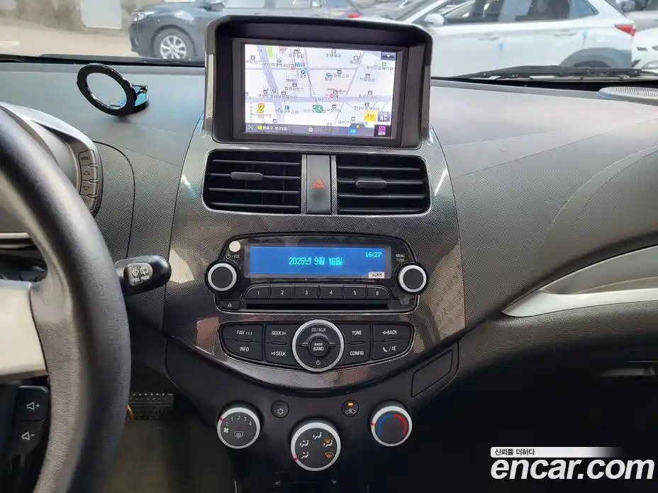 Chevrolet Spark 2014 1.0 Автомат в Москве № 39873, фото 15