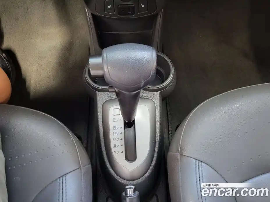 Chevrolet Spark 2014 1.0 Автомат в Москве № 39873, фото 16