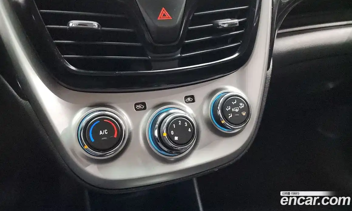 Chevrolet Spark 2016 1.0 Автомат в Москве № 40415, фото 19