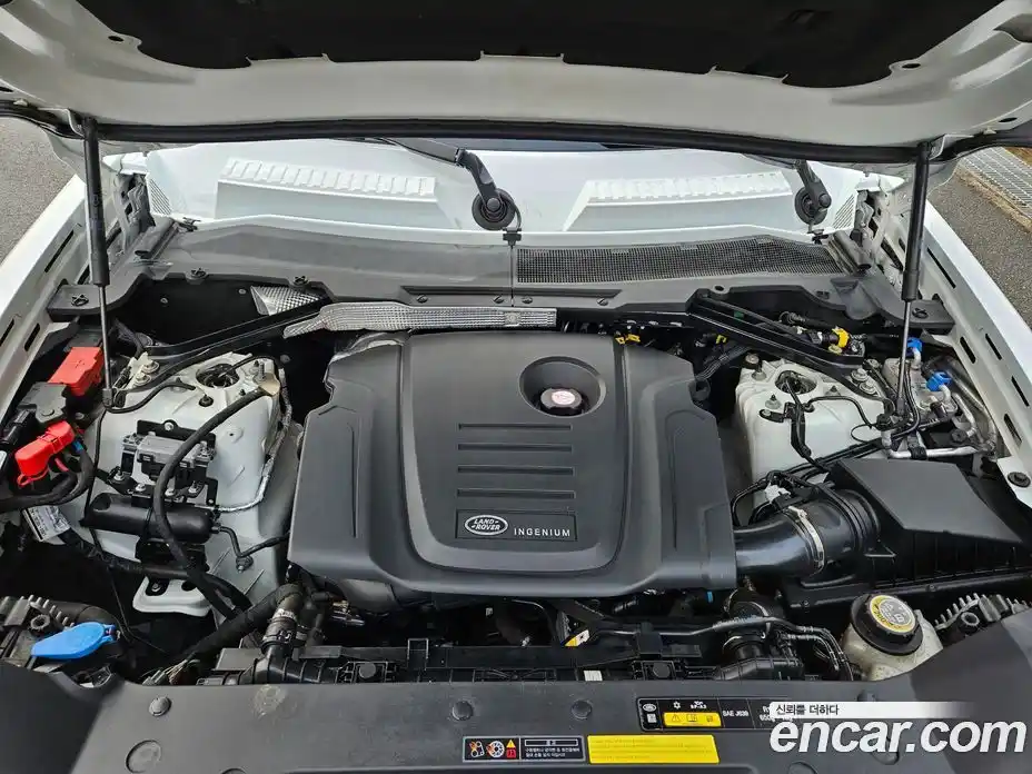 Land Rover Defender 2020 2.0 Автомат в Москве № 416367, фото 20