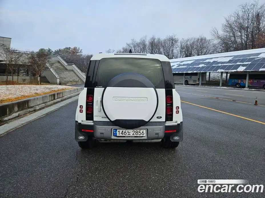 Land Rover Defender 2020 2.0 Автомат в Москве № 416367, фото 4