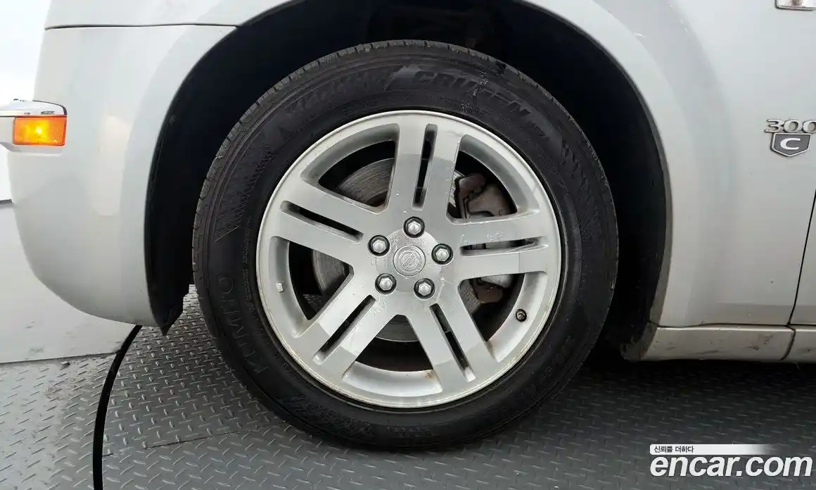 Chrysler 300C 2007 2.7 Автомат в Москве № 418280, фото 5