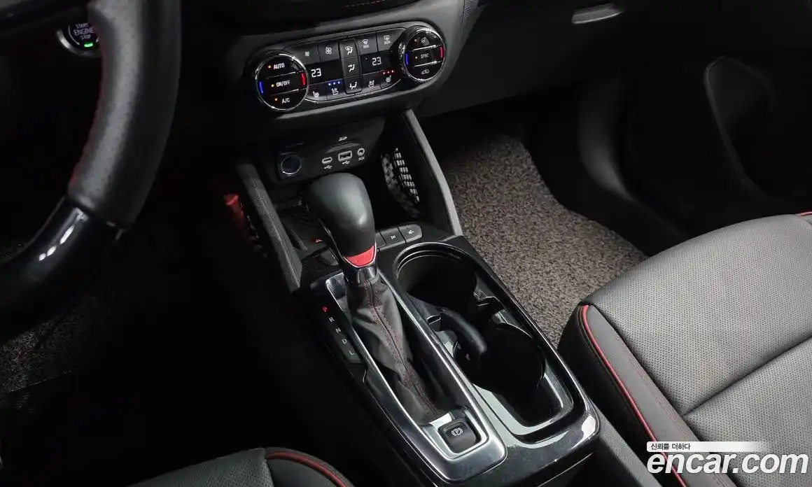 Chevrolet TrailBlazer 2022 1.3 Автомат в Москве № 41862, фото 1