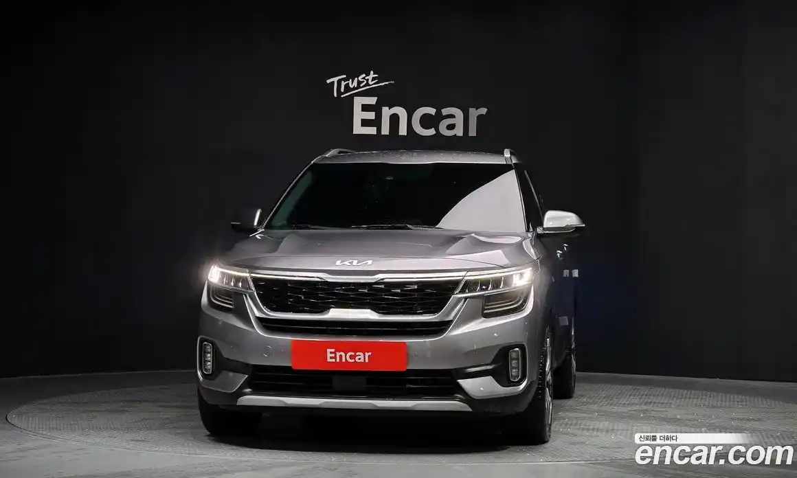 Kia Seltos 2023 1.6 Автомат в Москве № 50962, фото 3