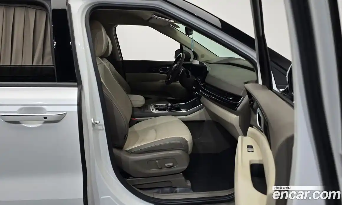 Kia Canival 2024 3.5 Автомат в Москве № 51204, фото 18