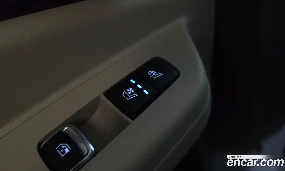 Kia Canival 2024 3.5 Автомат в Москве № 51204, фото 3