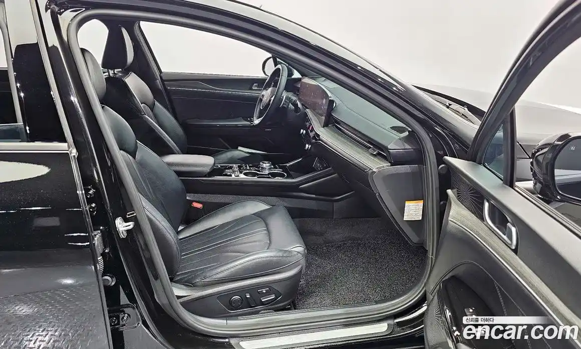 Kia K5 2024 2.0 Автомат в Москве № 53853, фото 1