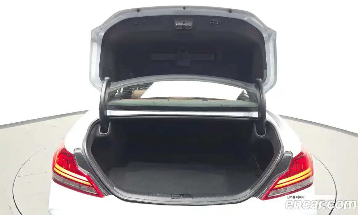 Genesis G70 2019 2.0 Автомат в Москве № 57776, фото 19