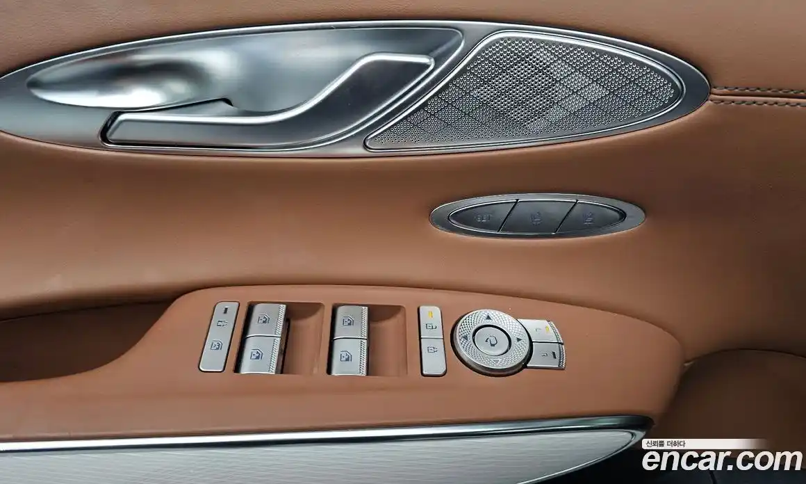 Genesis GV70 2025 2.5 Автомат в Москве № 58176, фото 10