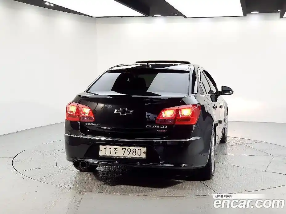 Chevrolet Cruze 2015 1.8 Автомат в Москве № 80005, фото 3