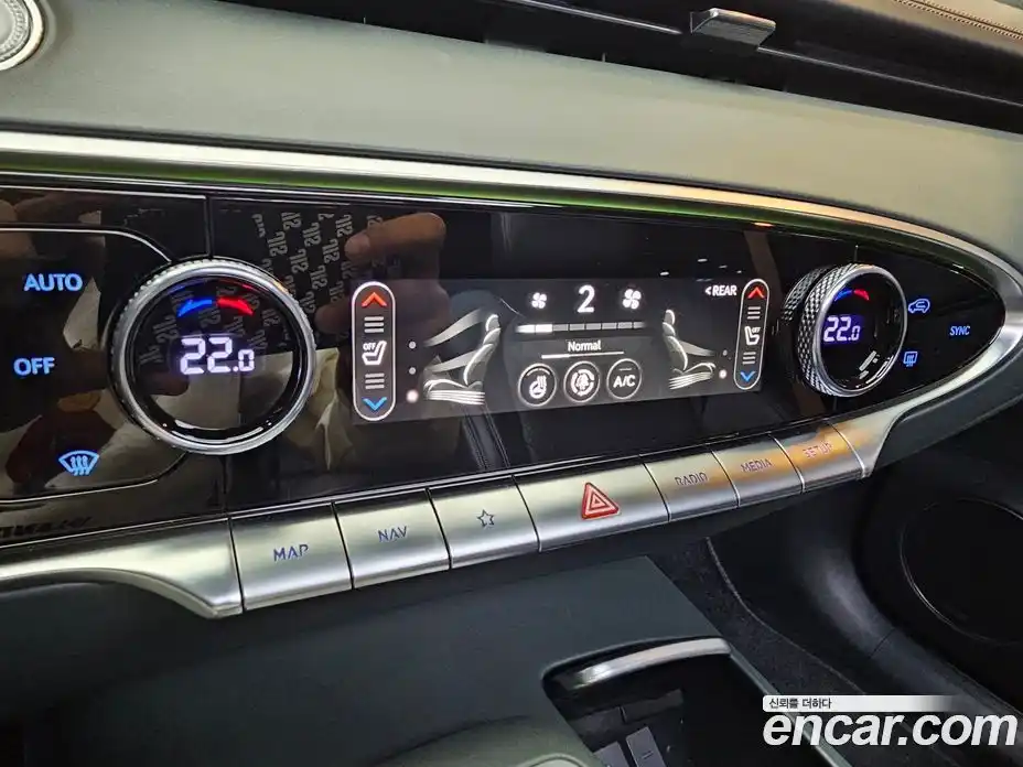 Genesis GV70 2021 3.5 Автомат в Москве № 80187, фото 16