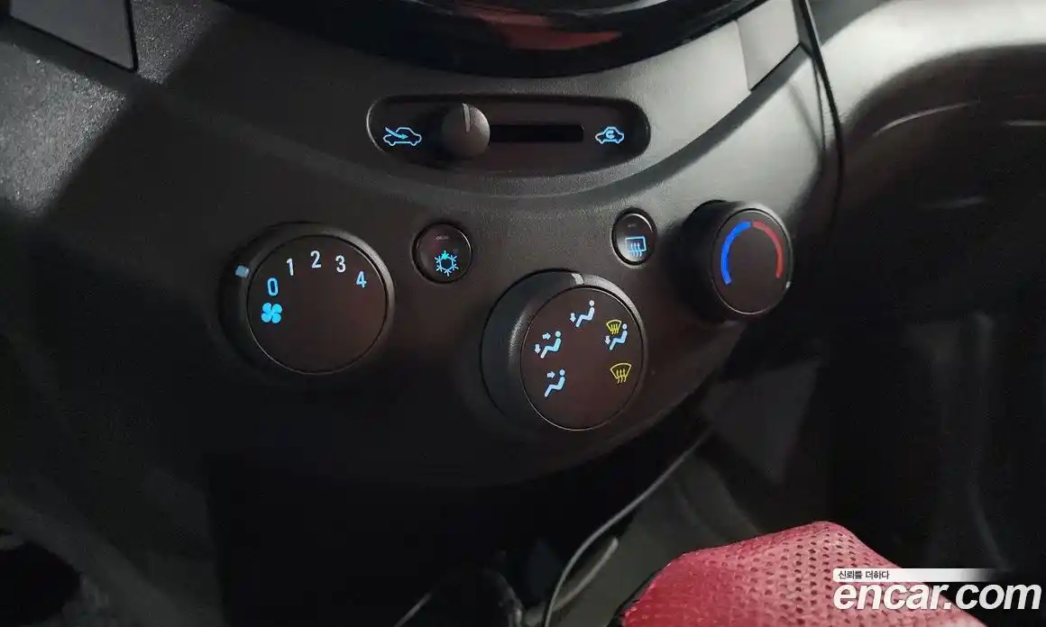 Chevrolet Spark 2012 1.0 Автомат в Москве № 85685, фото 19