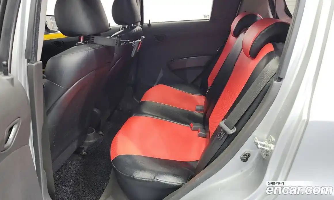 Chevrolet Spark 2014 1.0 Механическая в Москве № 98994, фото 16