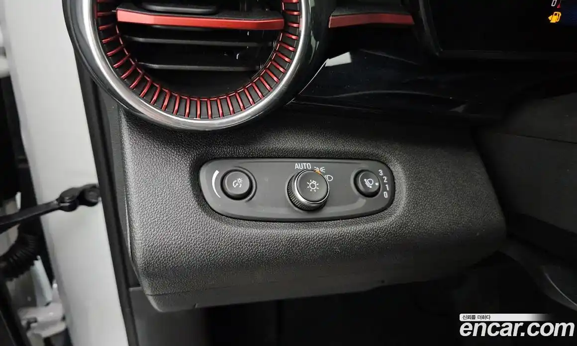 Chevrolet Trax 2025 1.2 Автомат в Москве № 100266, фото 4