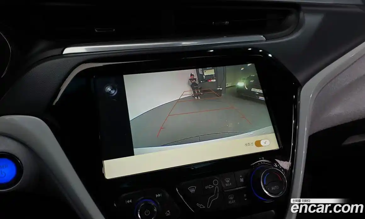 Chevrolet Bolt EV 2018 0.2 Автомат в Москве № 103931, фото 16