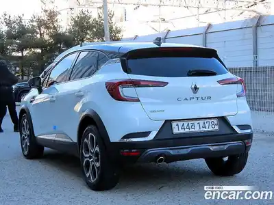 Renault Captur 2020 1.3 Автомат в Москве № 105986, миниатюра 3