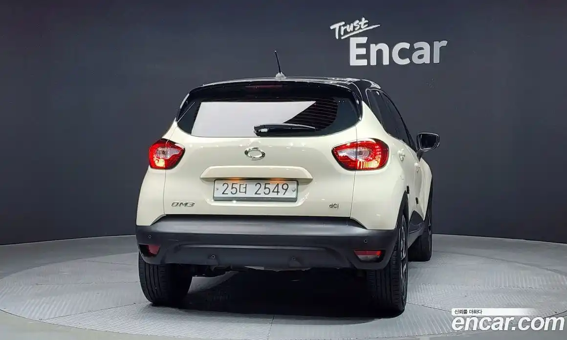 Renault QM3 2015 1.5 Автомат в Москве № 107055, фото 13