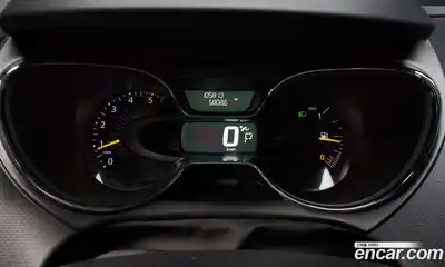 Renault QM3 2015 1.5 Автомат в Москве № 107055, миниатюра 5