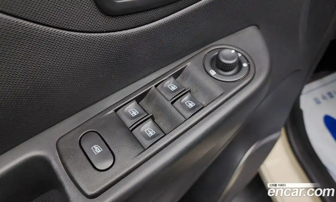 Renault QM3 2015 1.5 Автомат в Москве № 107055, фото 9