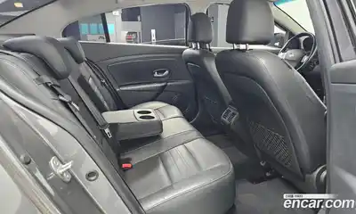 Renault SM3 2019 0.1 Автомат в Москве № 107128, миниатюра 7