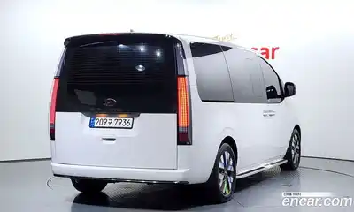 Hyundai Staria 2023 2.2 Автомат в Москве № 108027, миниатюра 5